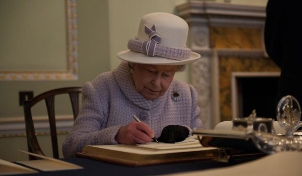 Королева Елизавета на днях запустит Brexit