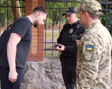 ТЦК и полиция. Фото: скрин youtube