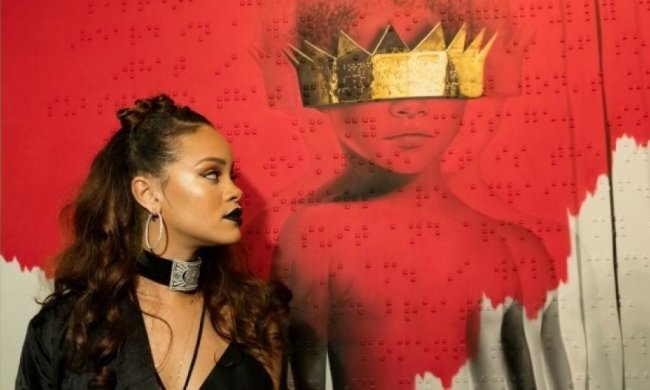 Ріанна випустила новий "халявний" альбом