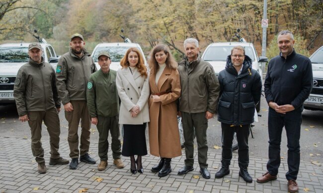 Світлана Гринчук розповіла про передачу 15 нових транспортних засобів: "Тепер буде ще зручніше"