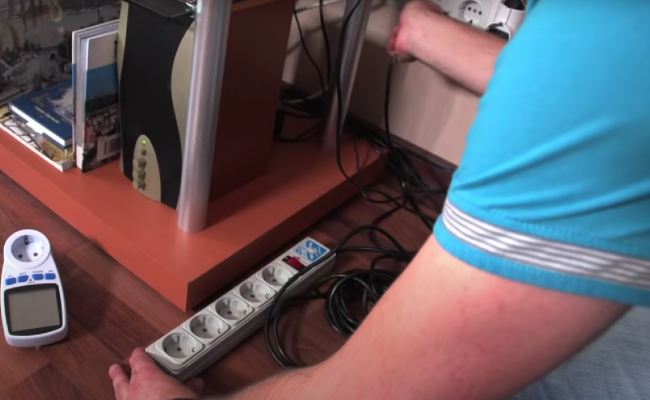 Электроэнергия. Фото: скрин youtube