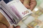 Українець налагодив бізнес на мертвій подрузі: продав інтимних фото на 150 тисяч