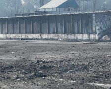 Пожар возле книжного рынка Петровка в результате атаки РФ