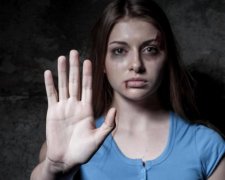 Камера строгого режима: девушку убили пытки собственной матери