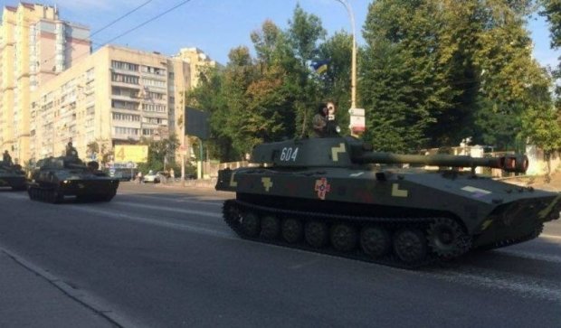 Реакция чиновников: не дороги плохие, а танки тяжелые