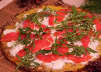 Картофельная пицца, кадр из видео