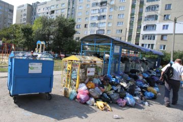 Українці заплатять, як за рідну маму: кому "світять" посилені штрафи за сміття