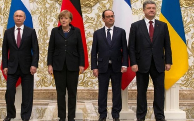 Порошенко поговорил о Донбассе с Путиным, Меркель и Олландом