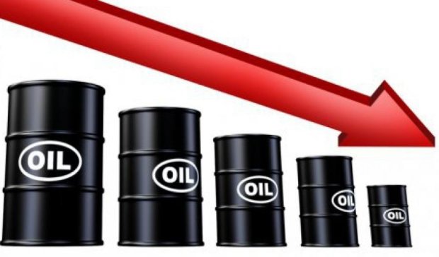 Стоимость нефти продолжает падать