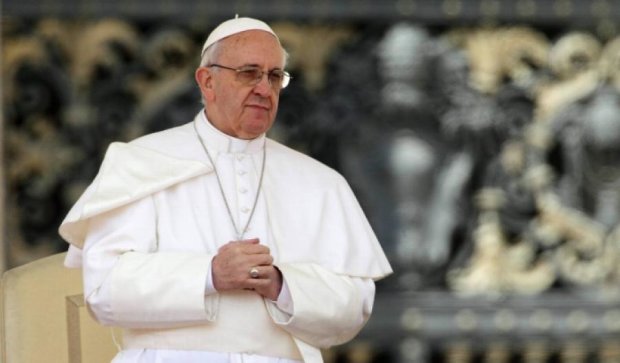 Папа призвал мир запретить ядерное оружие