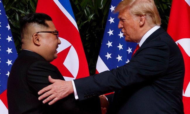Дональд Трамп і Кім Чен Ин