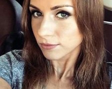 У США мати-одиначка стала мільйонеркою після першого побачення