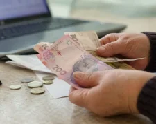 Пенсії в Україні: гроші та прожитковий мінімум