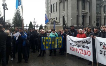 Митинг под Администрацией президента