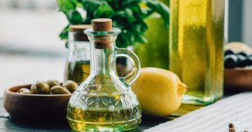 Оливковое масло и лимон