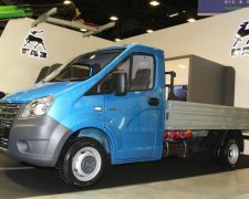 Українці почали активніше купувати російські автомобілі