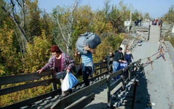 Гамівна сорочка та цирк СРСР: реалії сучасного Луганська