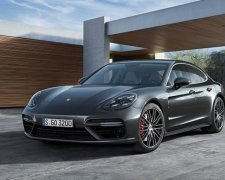 Porsche представил обновленную люксовую модель Panamera