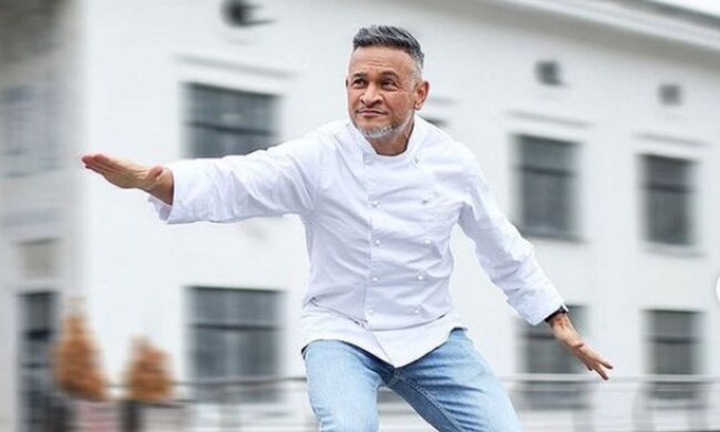 Звезда "МастерШеф" Эктор Хименес-Браво оделся в траур перед Новым годом: "Не наш праздник..."