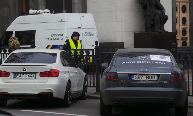 Новые правила для "евроблях": таможня подарила украинцам полезный документ