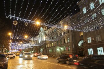 Новогодняя иллюминация, Вести