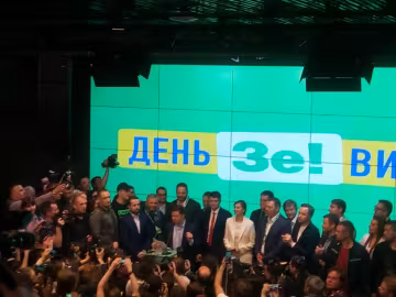 У Зеленского поздравили украинцев с победой: мы создали страну мечты