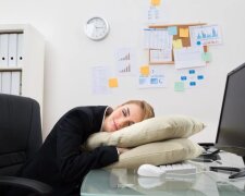 Спляча людина, фото з вільних джерел