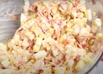 Салат "Морской каприз", кадр из видео