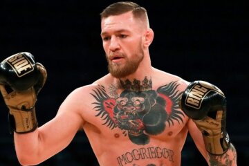 Макгрегор показав, як готується до бою з Мейвезером (відео)