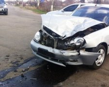 Серйозна аварія в Слов'янську: постраждали діти