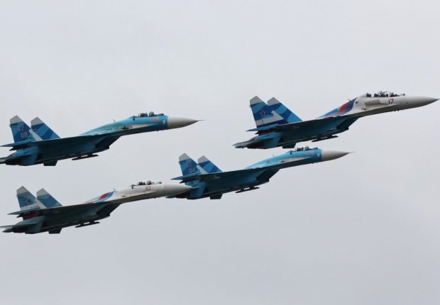 В Крыму в небо взлетели десятки тысяч боевых самолетов: что происходит