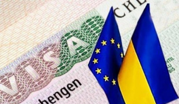 Украинцам отменят безвизовый режим из-за беженцев из Крыма и Донбасса