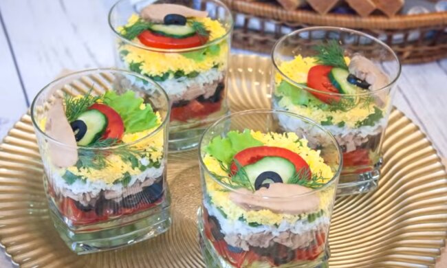 Салати у склянці, ілюстративне фото YouTube