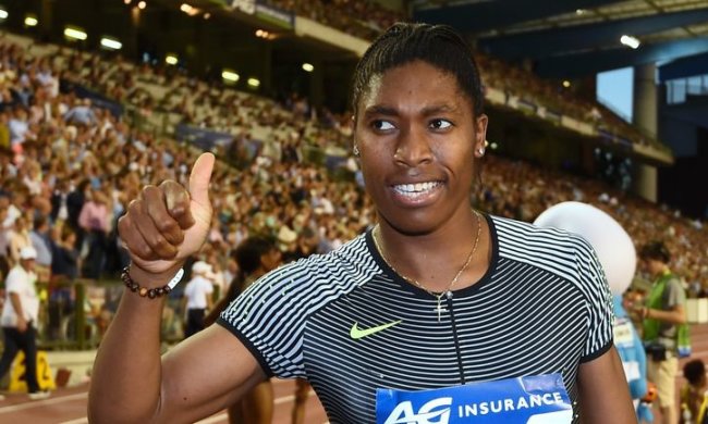 Олимпийскую чемпионку хотят признать мужчиной против ее воли