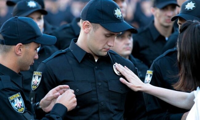 Українських копів одягнуть за рахунок іноземців