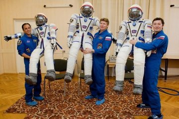 Россия сэкономит на космонавтах 
