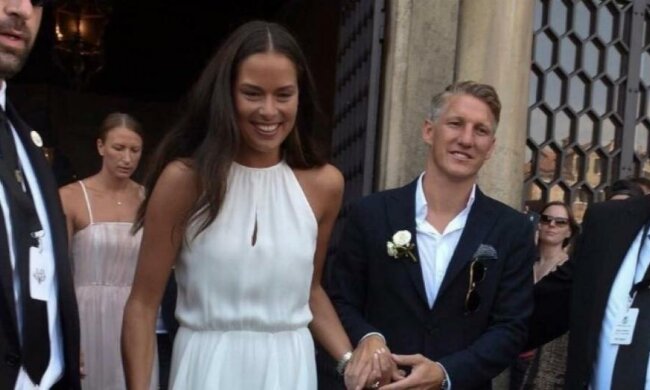 Швайнштайгер и Иванович сыграли свадьбу в Венеции