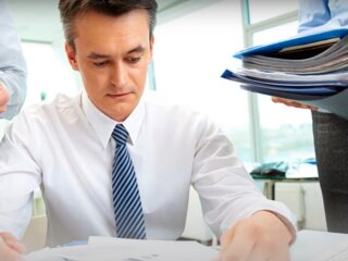 День бухгалтера 2020 скриншот YouTube