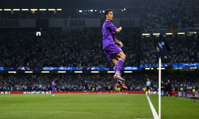 Роналду стал новым лицом футбольного симулятора