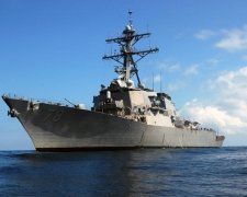 Американський есмінець потрапив під ракетний обстріл