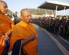 Правоохранители обыскали крупнейший храм Востока