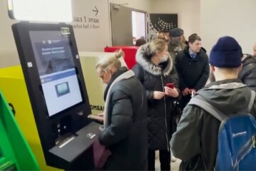 В обмінниках вже продають російський рубль за 300: це тільки початок