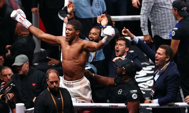 Ентоні Джошуа переміг Енді Руїса і повернув свої титули, twitter.com/MatchroomBoxing