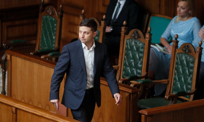 Головне за ніч: ідеї Зеленського, нова Конституція, ревізія ОБСЄ та героїчний вчинок українця