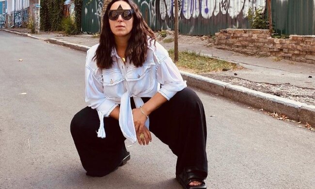 Джамала призналась в чувствах к родной сестре, у украинцев челюсти отвисли: "Две капли воды"