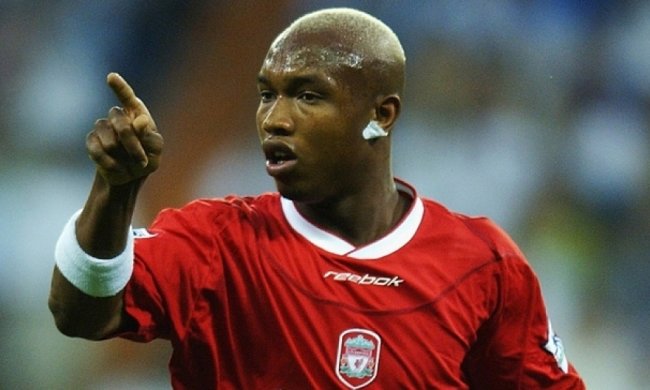 Колишній гравець жорстко розкритикував легенд "Ліверпуля"