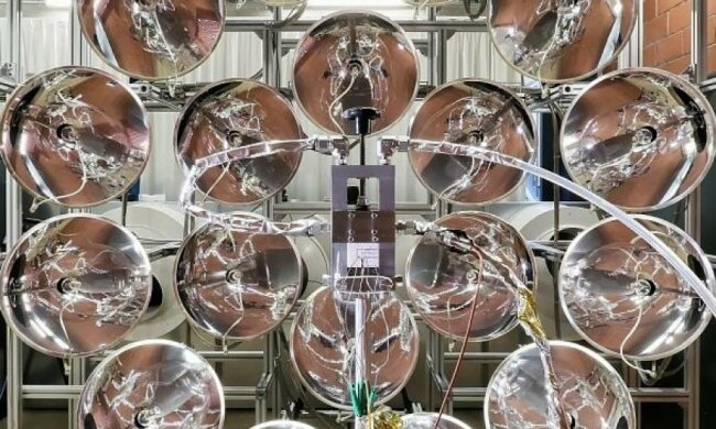 Вчені створили "прожектор" потужністю у 20 тисяч сонць  