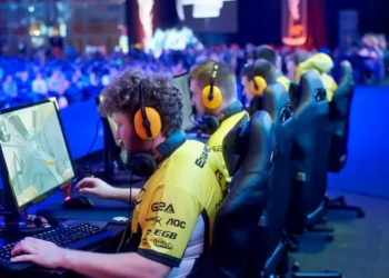 Киберспорт, скриншот: YouTube