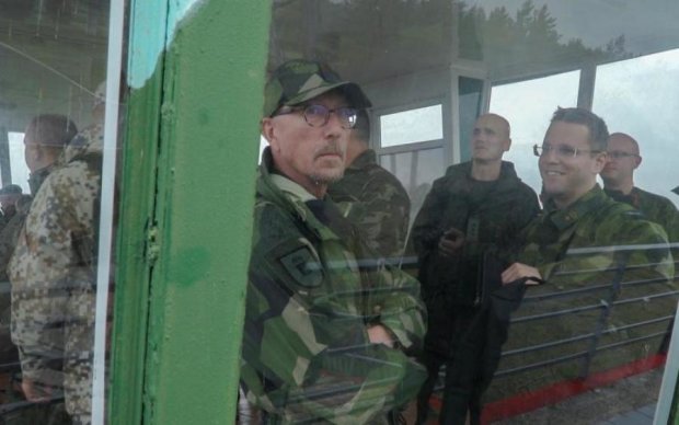 Кримський сценарій: зелені чоловічки блокують дороги в Білорусі