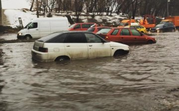 Не все водители – уроды: одесский Робин Гуд на джипе покорил сеть